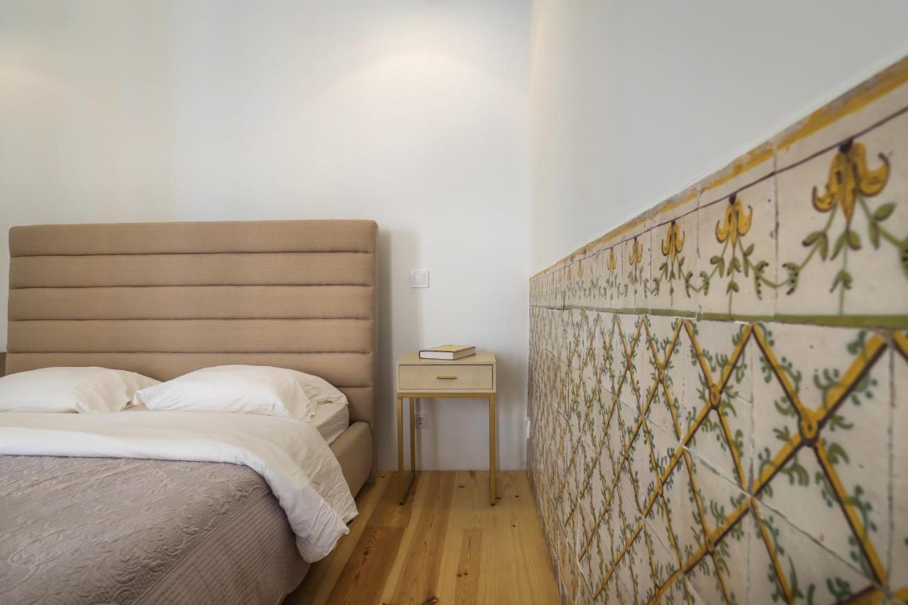 Santa Justa Prime Guesthouse Lisbon Bagian luar foto