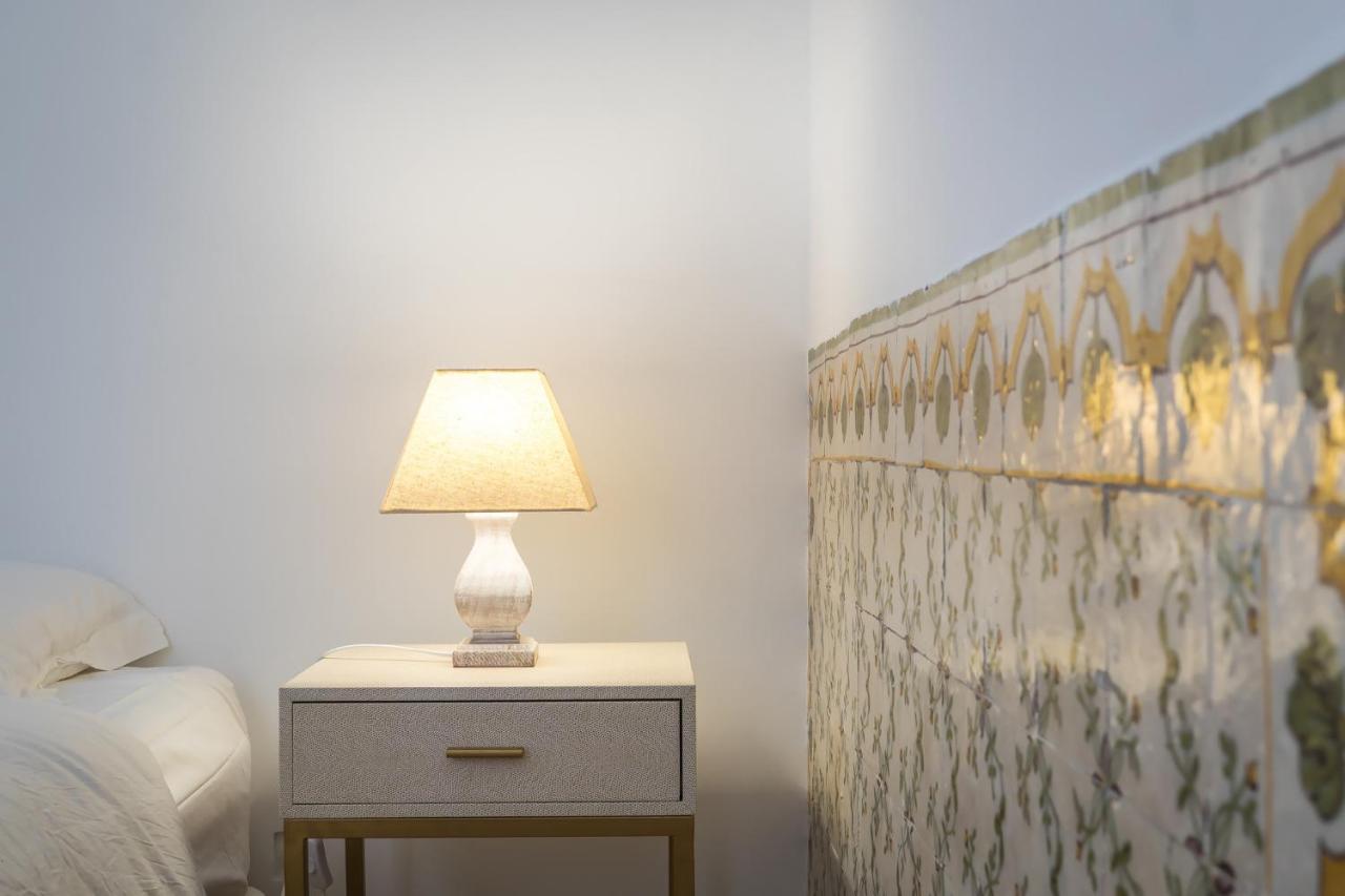Santa Justa Prime Guesthouse Lisbon Bagian luar foto