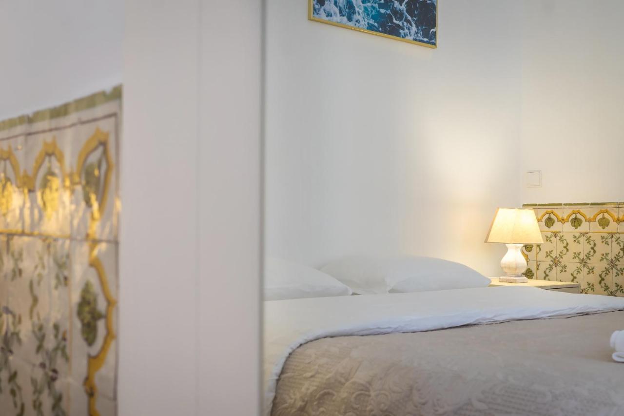 Santa Justa Prime Guesthouse Lisbon Bagian luar foto