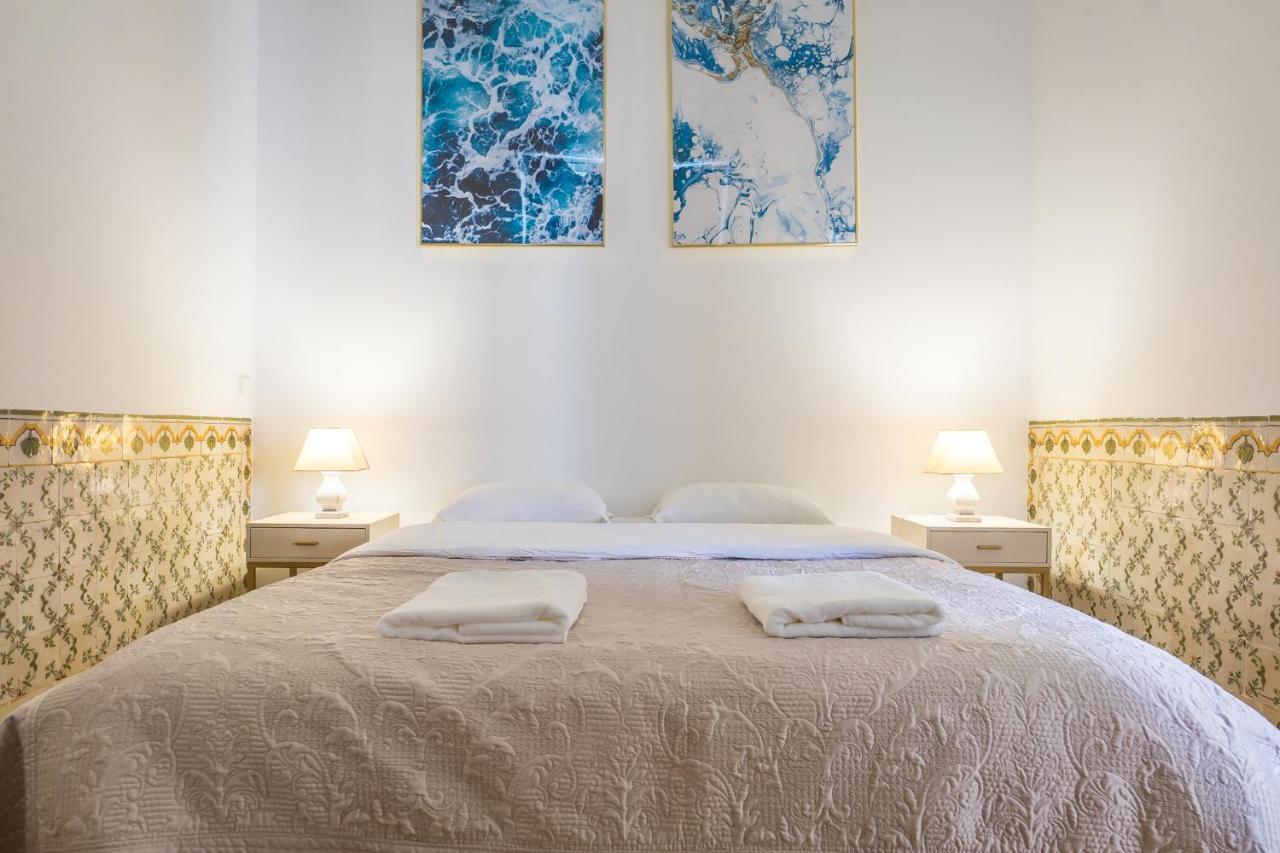 Santa Justa Prime Guesthouse Lisbon Bagian luar foto